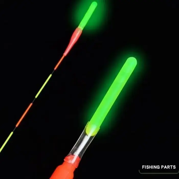 Bâtonnets fluo pêche nuit 50/100pcs luminescents flottants phosphorescents pour flotteurs