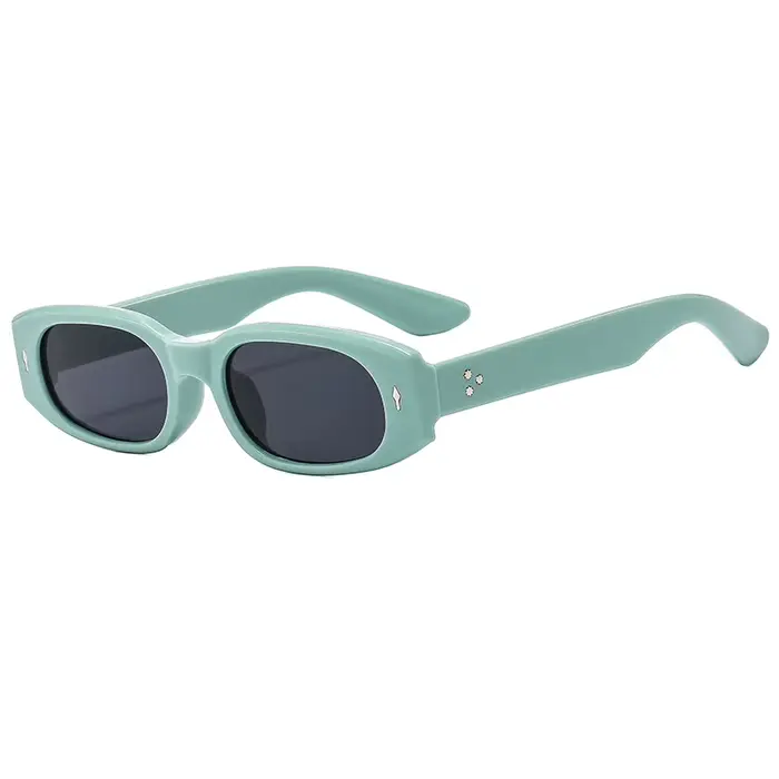 Lunettes personnalisées pêche - Petite monture à rivets anti-UV pour pêcheuses exigeantes