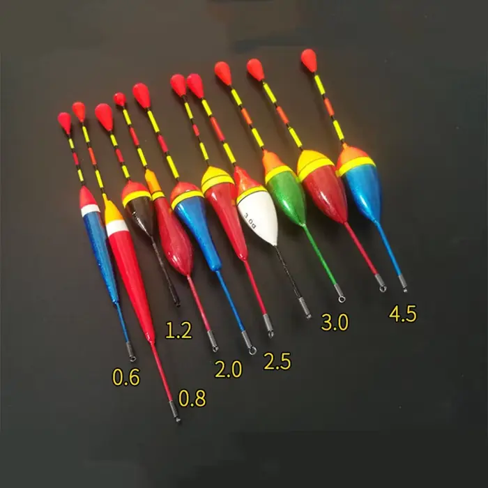 Lot promotionnel 10 flotteurs mousse tailles et couleurs variées - accessoires pêche complets