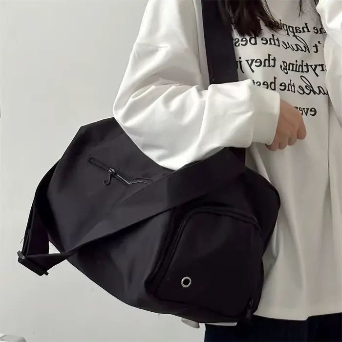 Grand sac bandoulière tote pour pêcheuse - Sac messenger canvas tendance 2024 pratique pour le sport