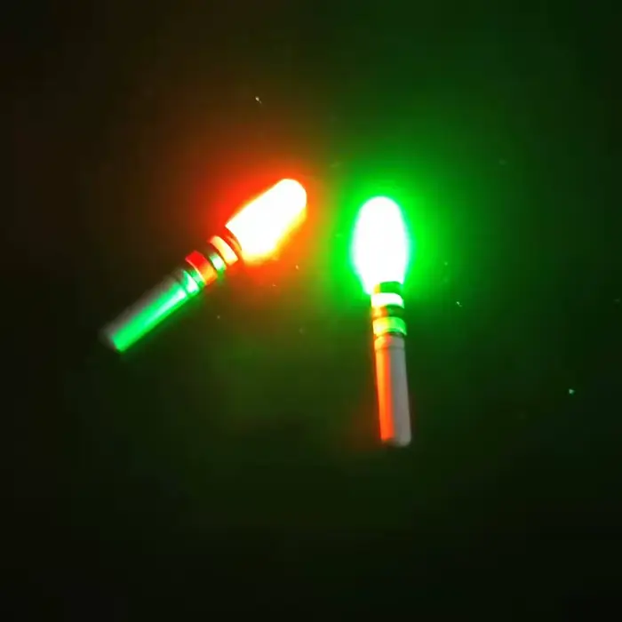 Lot 5 bâtons lumineux LED vert/rouge pour flotteurs pêche nocturne avec piles CR322