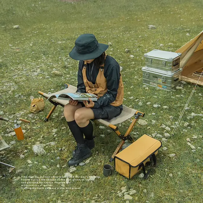 Tabouret pliant pour camping et pêche bois léger et durable pour randonnée et jardin usage extérieur adaptable facile à assembler pour deux personnes polyvalent pour diverses occasions