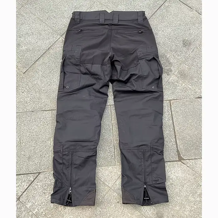 Pantalon urbain pêche noir respirant pour pêche urbaine et pêche en ville discrète