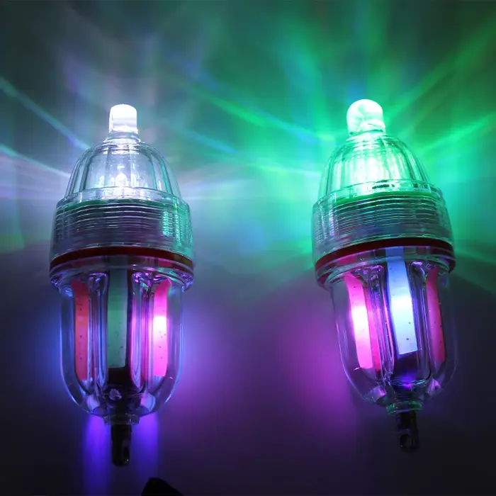 Lampe de pêche LED haute pression verte et blanche, appât lumineux clignotant pour attirer les poissons en mer