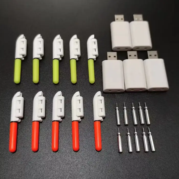 10 bâtons lumineux électroniques avec batteries rechargeables - lampe pour pêche nocturne CR322/CR425